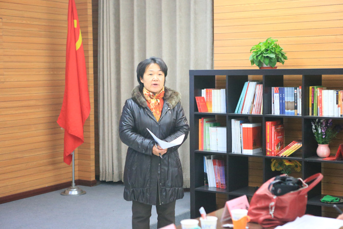 12月20日下午，我校在南楼边学术厅隆重召开海淀区教育科学“十二五”规划重点课题结题大会。区教科所高培志书记、区进修学校生物教研室主任周然、政治教研室教研员任兴来和退休特级数学教师范登成等专家老师应邀参会并组成评审鉴定专家组，高书记为评审鉴定组