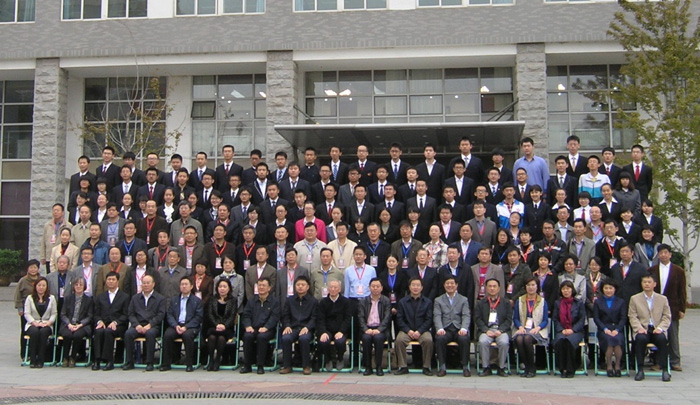 我校组织翱翔学员参加北京市青少年翱翔科学论坛