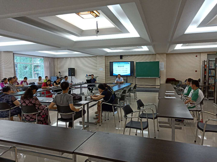总务处召开2017-2018学年第二学期第三次伙委会