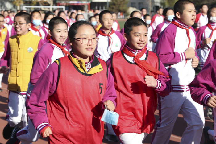 北京市第二十中学工会启动“与健走同行，与健康同在”健步走活动
