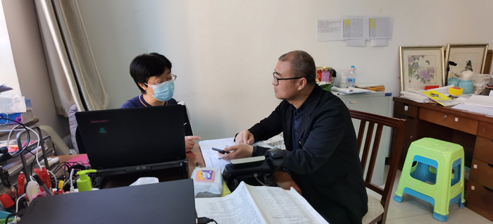 北京市第二十中学党委明德支部开展党员谈心谈话活动
