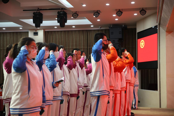 共青团北京市第二十中学委员会召开团员组织生活会