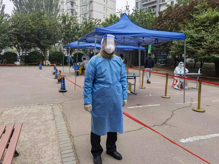 “疫”起努力，共筑防线——北京市第二十中学党员教师参加社区志愿服务