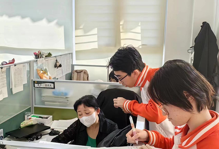 【系列：最可爱的人】红烛春晖，教育于微——致敬吴雅萍老师