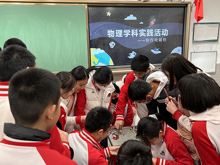 初三年级开展物理学科实践活动