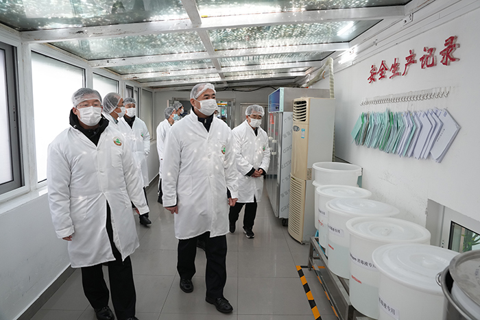 守卫食品安全，护航师生“第一餐”