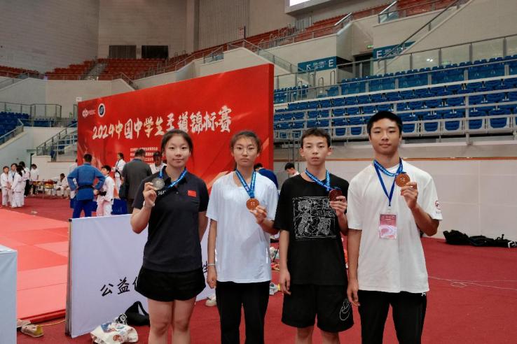 实战砺能，赛场促学｜我校柔道队首次参赛，拿下2金1银1铜佳绩!