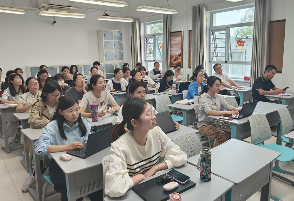 行稳致远，未来可期——高一年级开放月总结大会召开