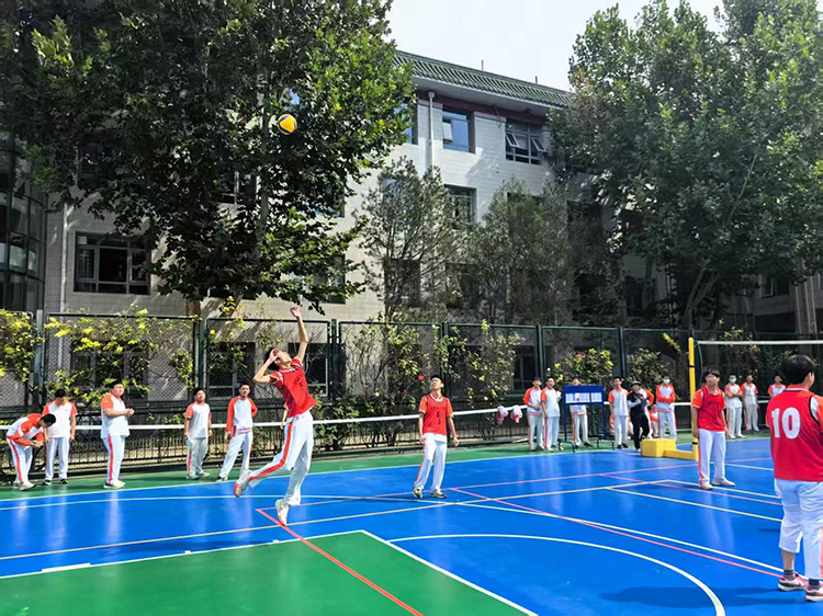 以青春之我，铸时代脊梁——我校2025年“班级排球赛”圆满落幕