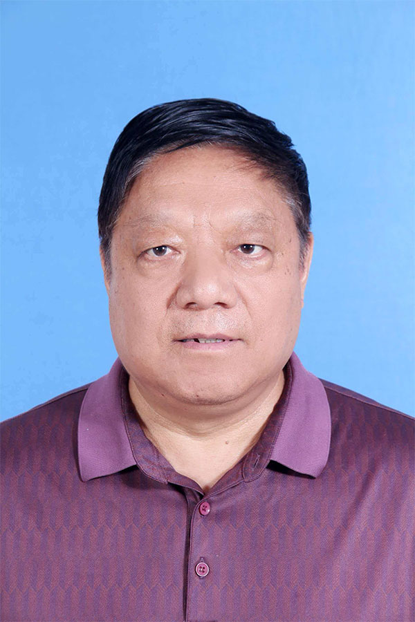 正高级教师王乐福（物理）